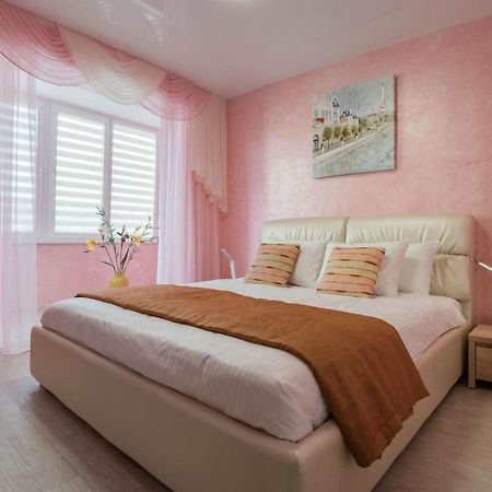 2-Room Apartment Lux Near Centre Wi-Fi Free Dnipro Luaran gambar